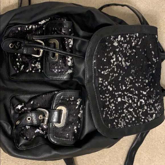 Call it spring back pack - Picture 3 of 8